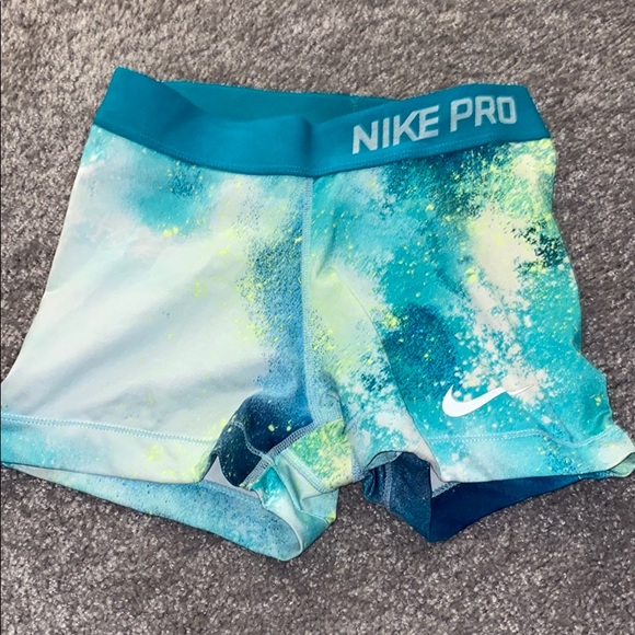 cute nike pros
